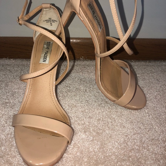 Steve Madden Nude Heels - Picture 2 of 5